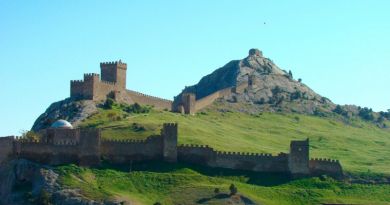 Экскурсии в Генуэзскую крепость в Судаке из Партенита 2023