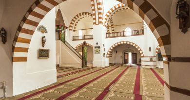 Экскурсии в `Мечеть Джума-Джами` из Партенита